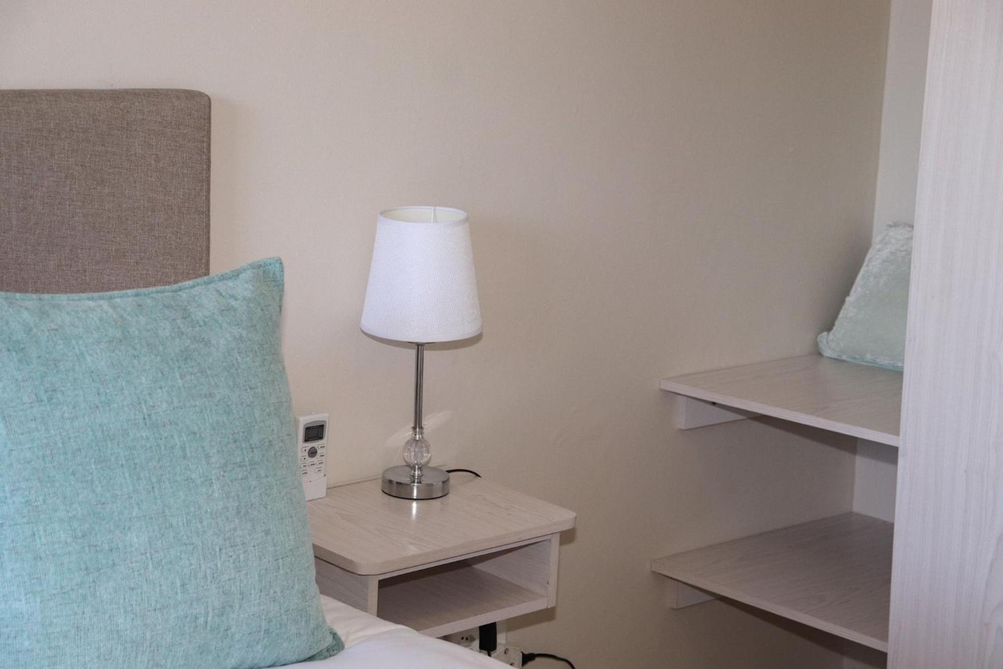 Tygerviews On Uys Hotel Tygerberg Hills ภายนอก รูปภาพ